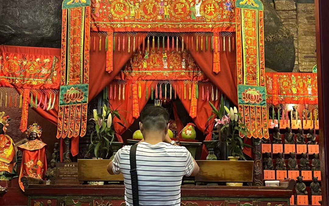 Pilgrimage to Hung Shing Temple