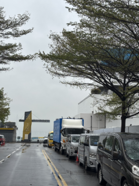 The entrance to the seaside promenade